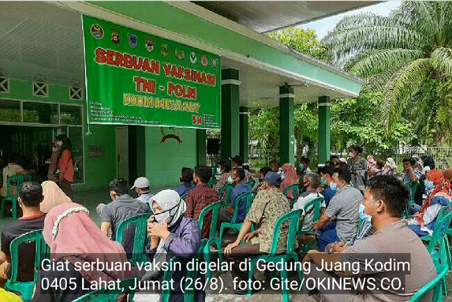 Antusias Masyarakat Tinggi, Serbuan Vaksin TNI- POLRI di Gedung Juang