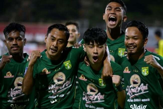 Tekuk PSS Sleman, Persebaya Tembus Tiga Besar