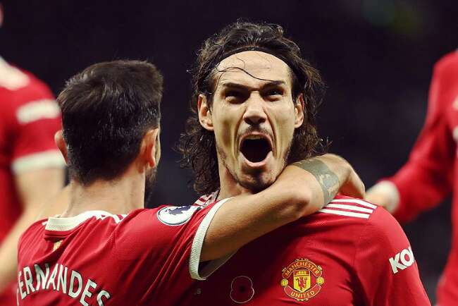 Man United Bangkit, Duet Menawan Ronaldo Cavani Gilas Tottenham 3-0