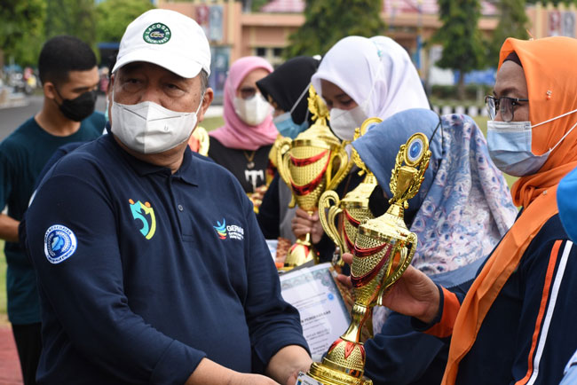 HKN Ke-57, Pemkab OKI Beri Penghargaan Nakes Sebagai Pahlawan Pandemi